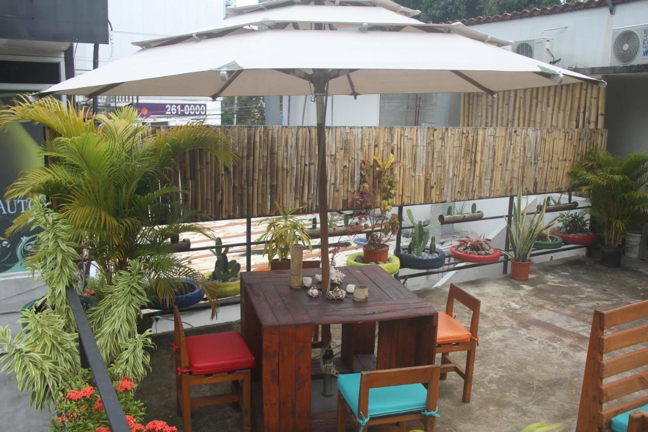 Eden'S Garden Hostel 파나마시티 외부 사진
